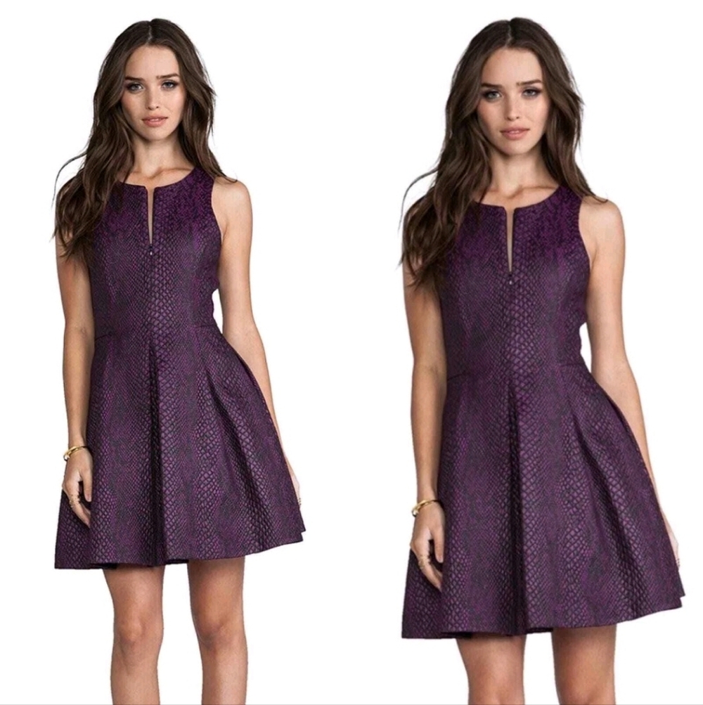 TIBI x Revolve Cobra Jacquard Sleeveless Dress Purple Size 6 EUC